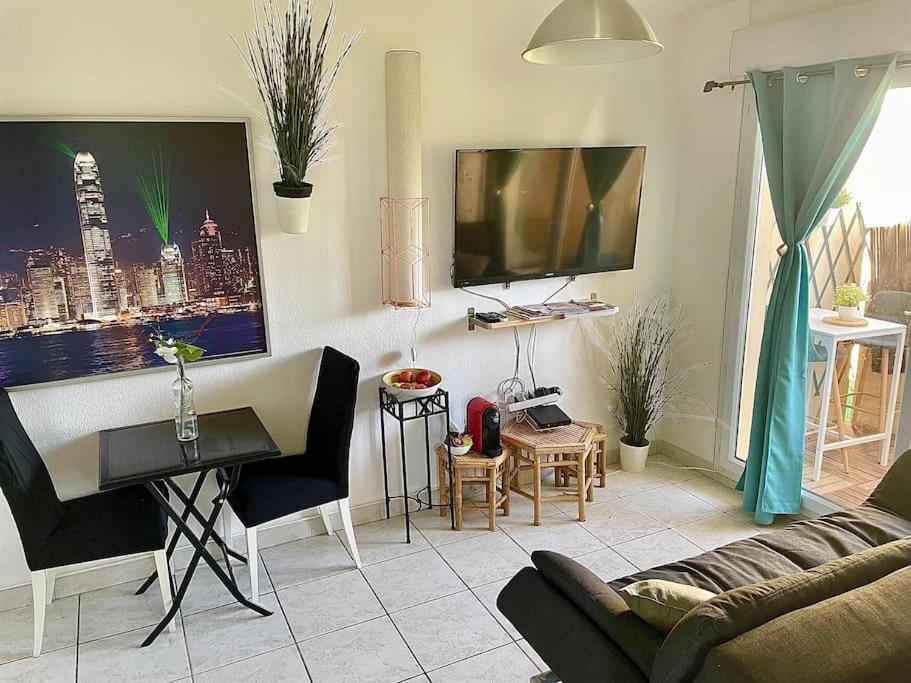 Appt Lumineux, Piscine, Wifi Appartement Montpellier Buitenkant foto